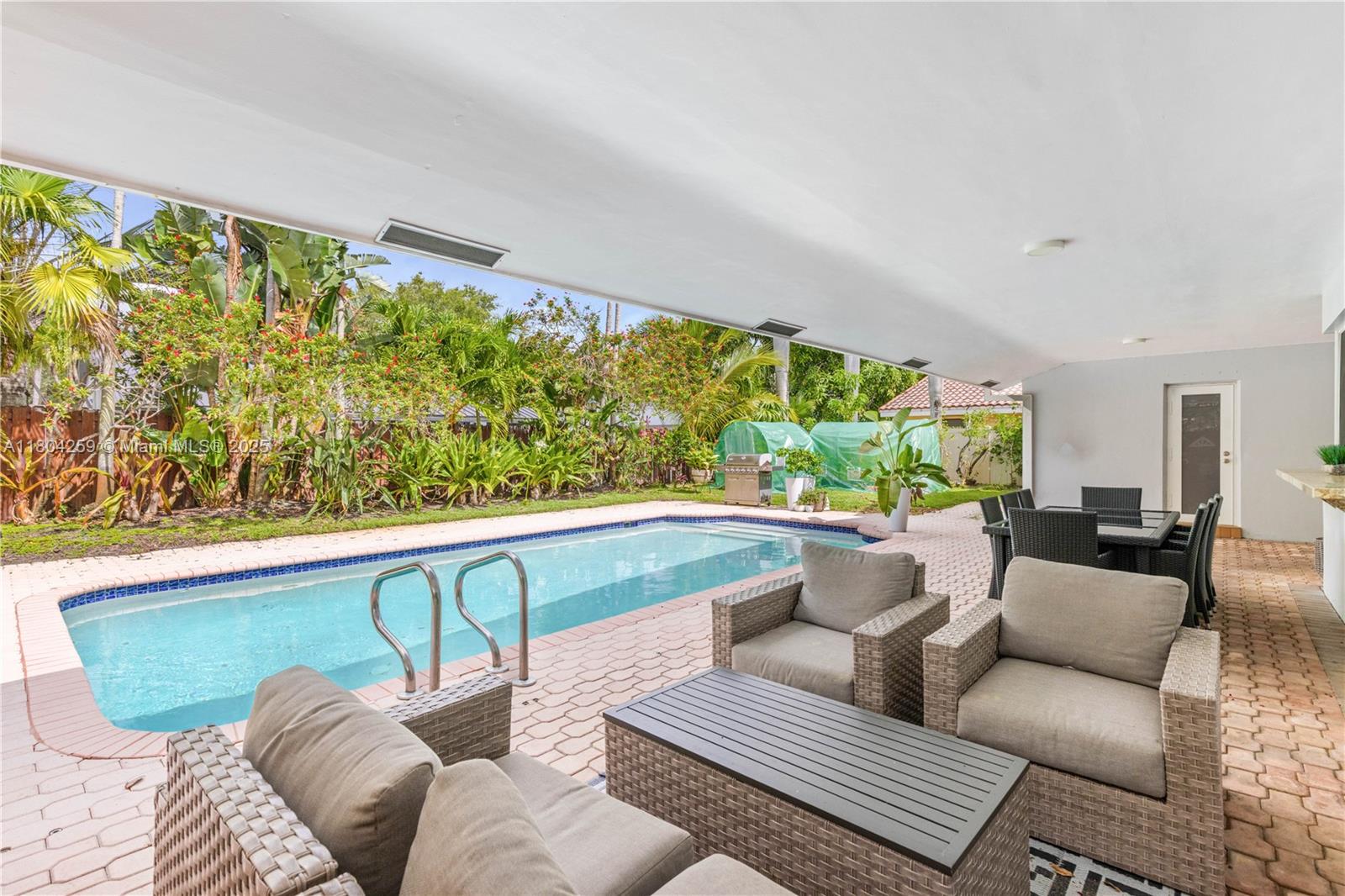 EMERALD HILLS SEC 3 - Residential Lease