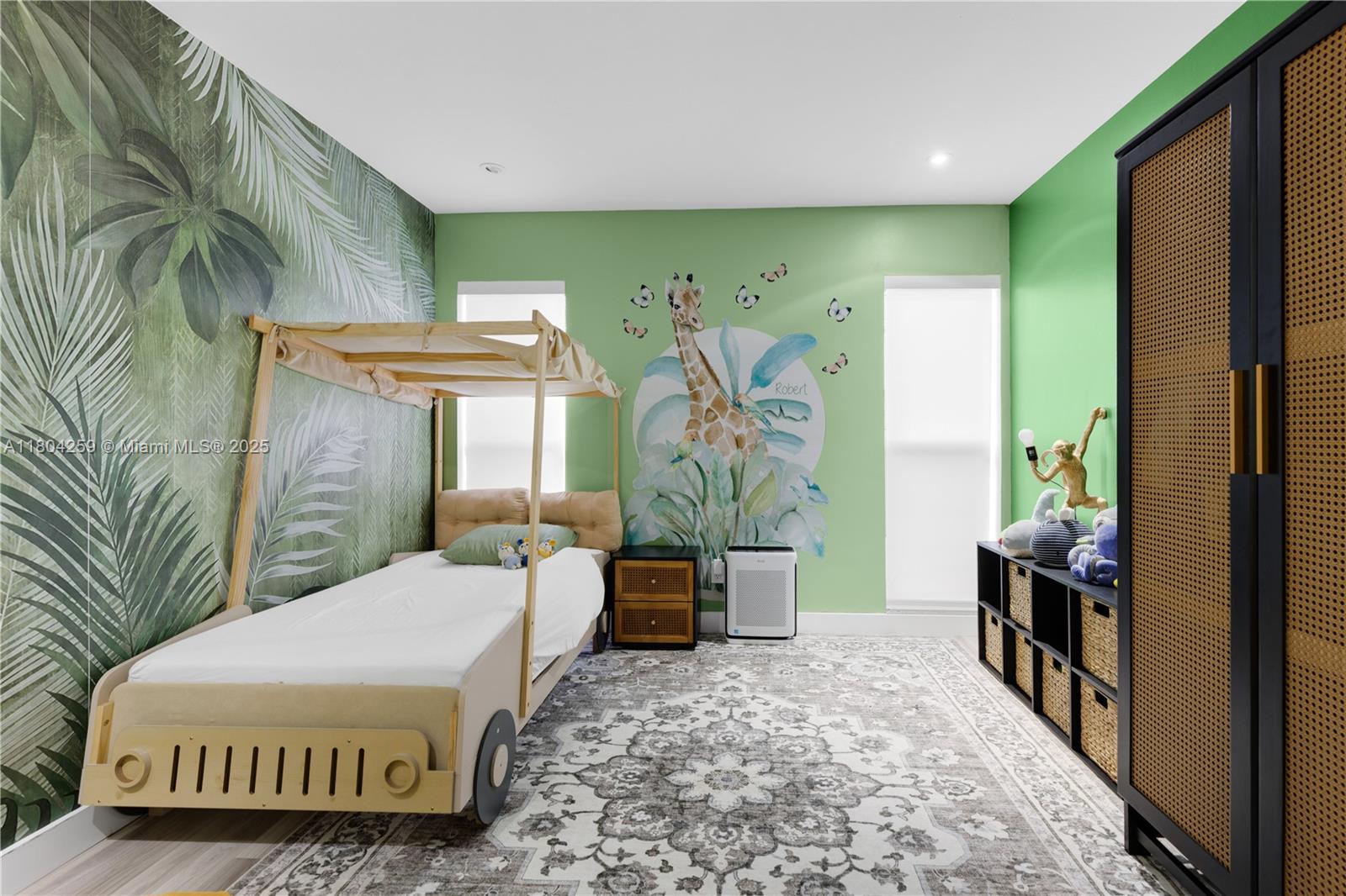 EMERALD HILLS SEC 3 - Residential Lease