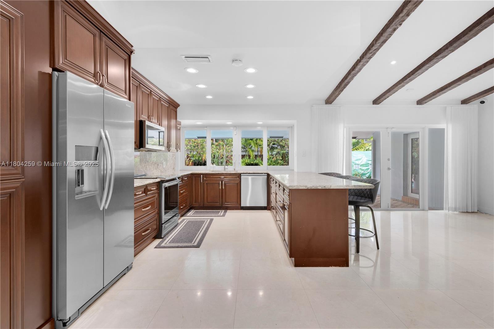 EMERALD HILLS SEC 3 - Residential Lease