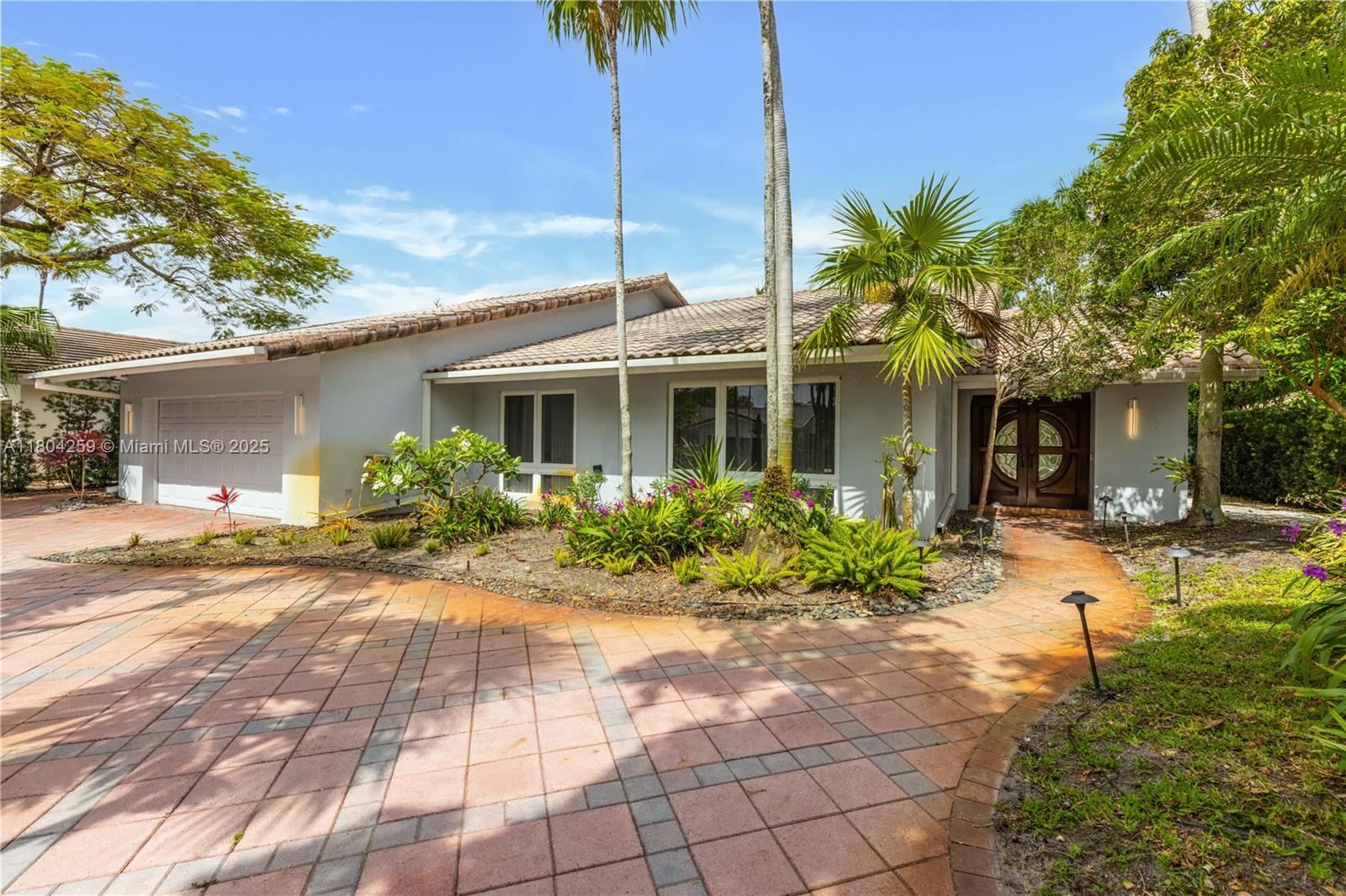 EMERALD HILLS SEC 3 - Residential Lease