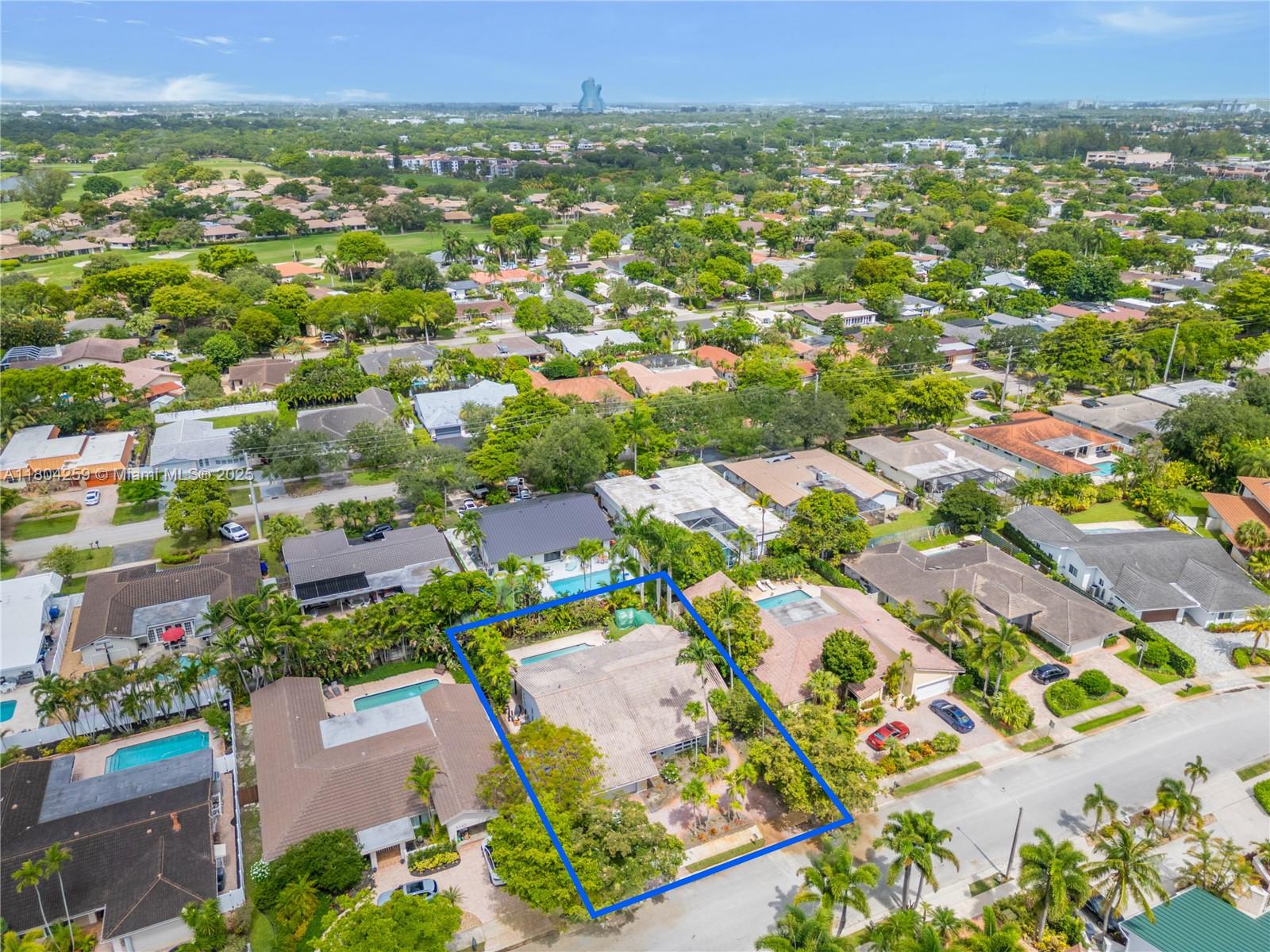 EMERALD HILLS SEC 3 - Residential Lease
