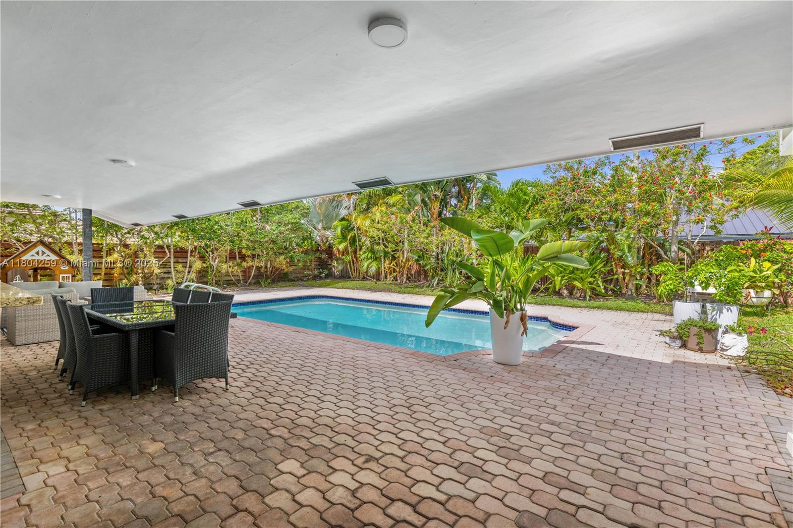 EMERALD HILLS SEC 3 - Residential Lease