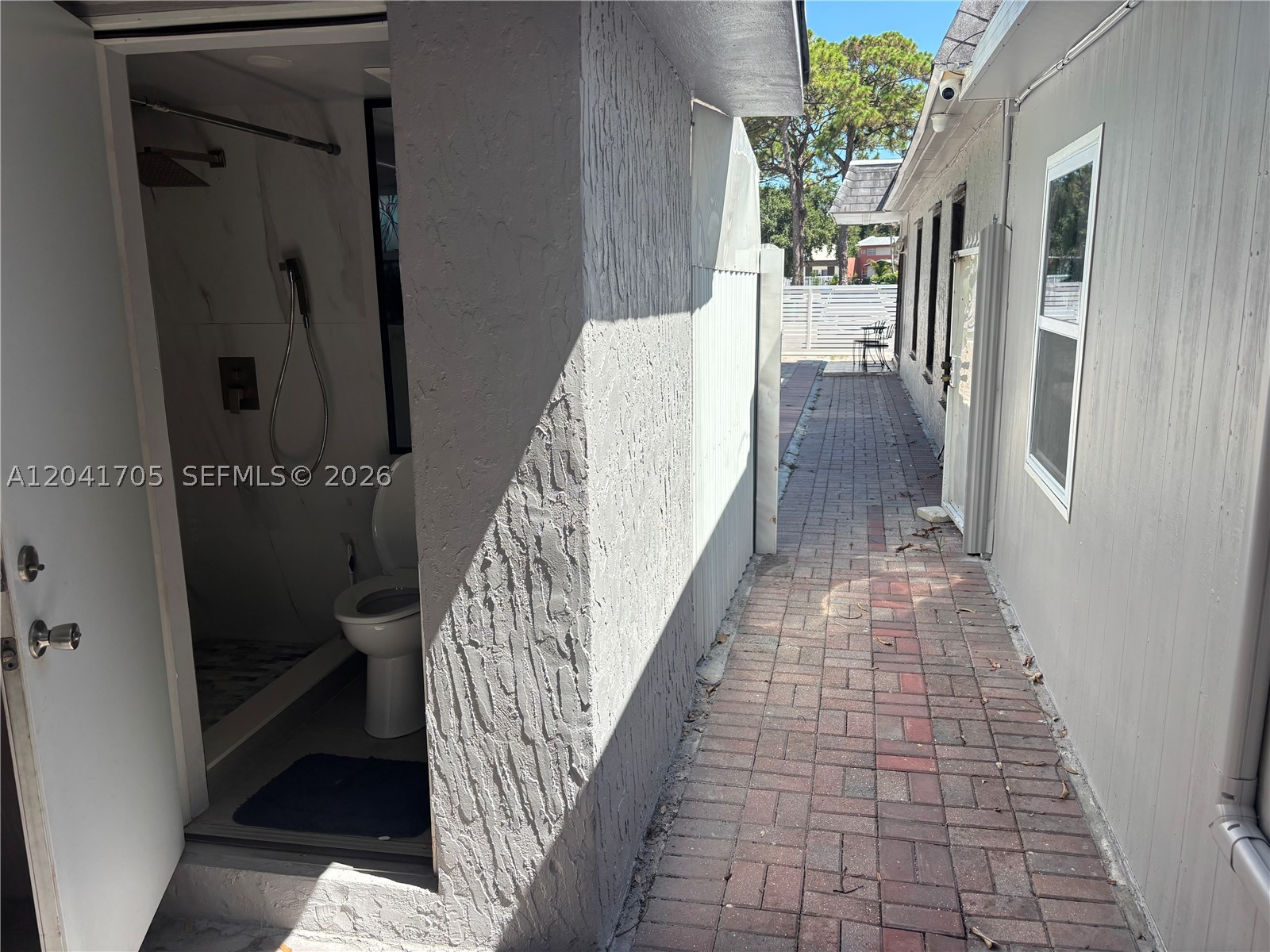 VISTA TOWNHOUSE SEC C - Residential