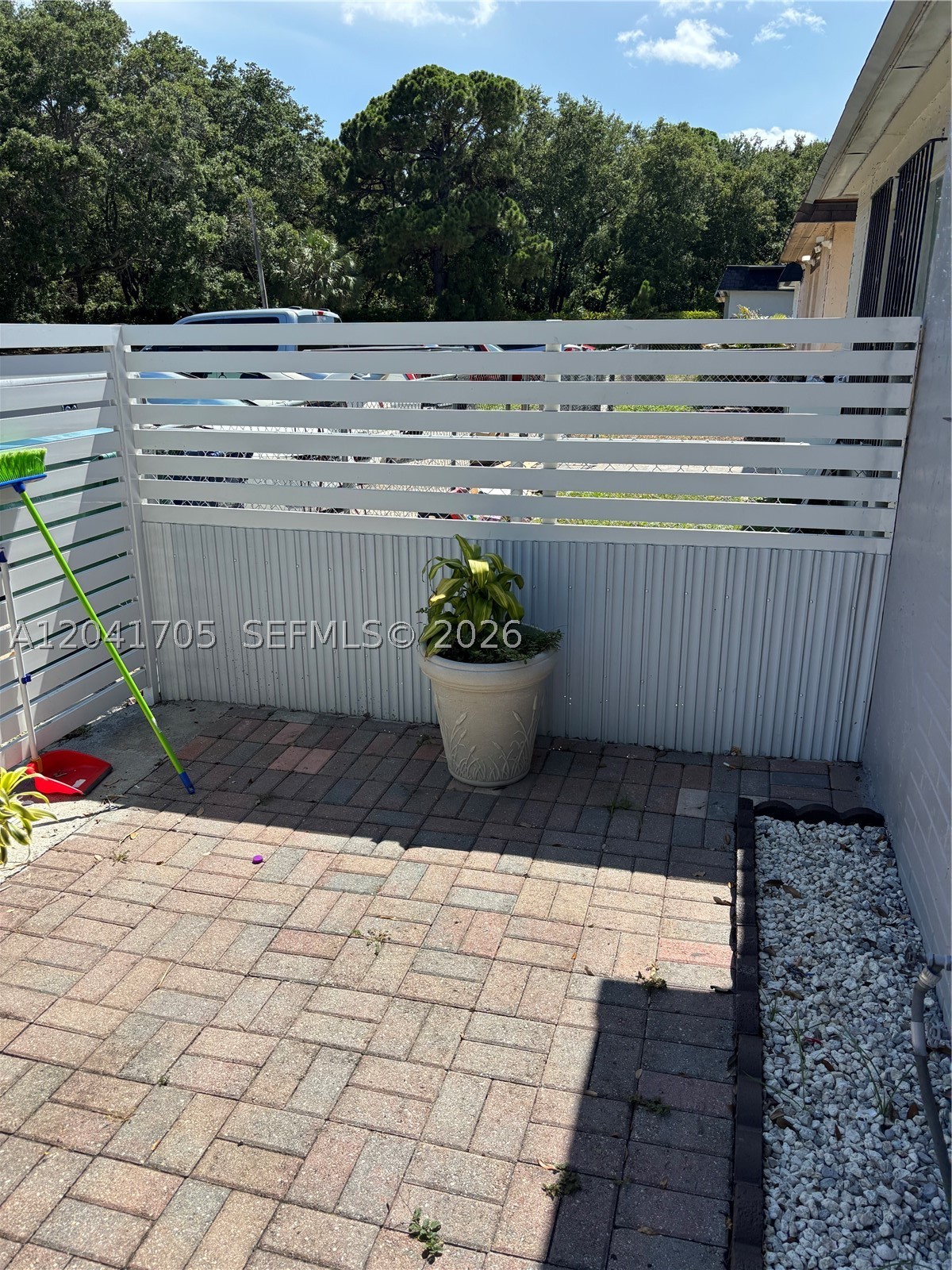 VISTA TOWNHOUSE SEC C - Residential