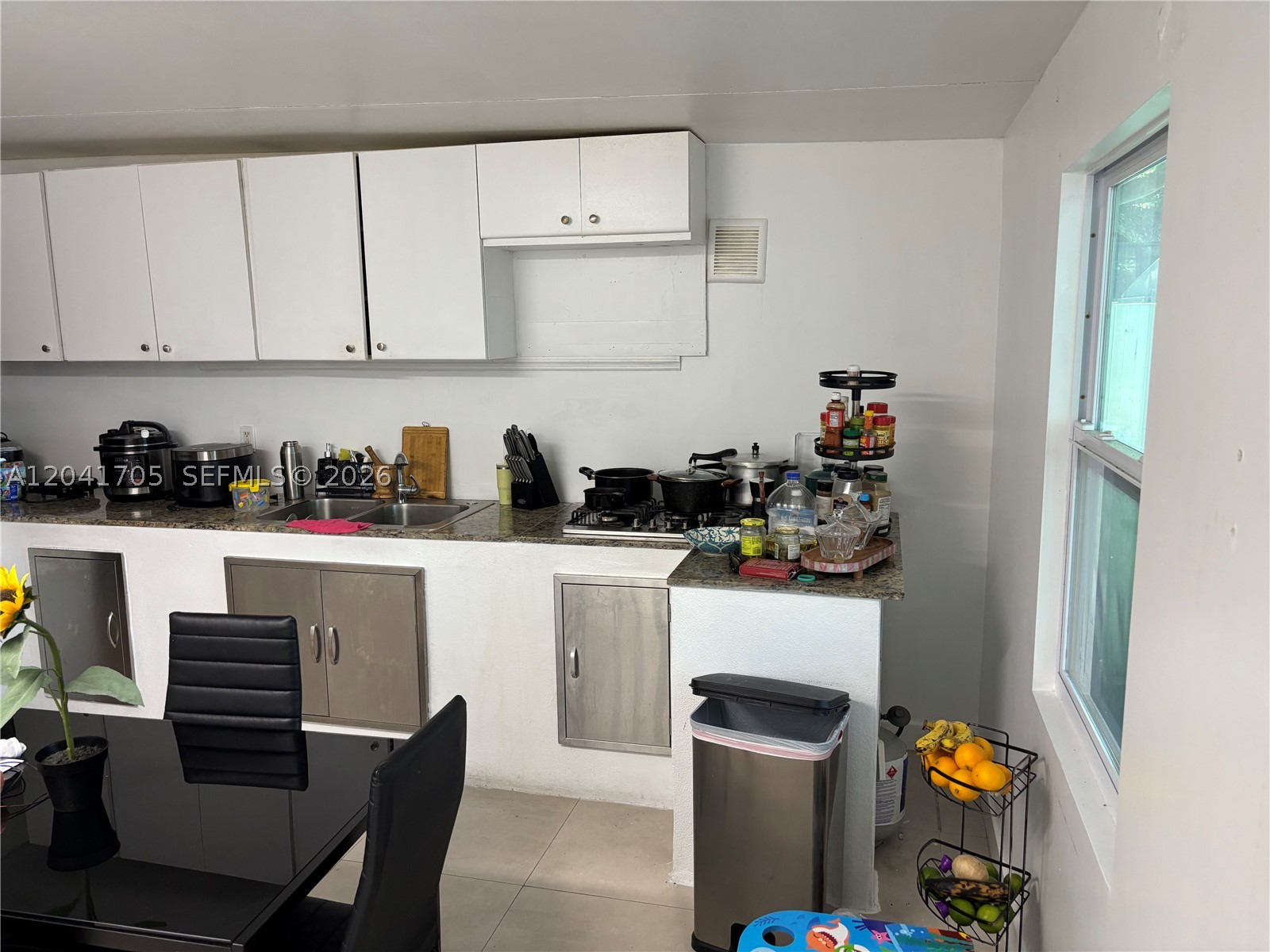 VISTA TOWNHOUSE SEC C - Residential
