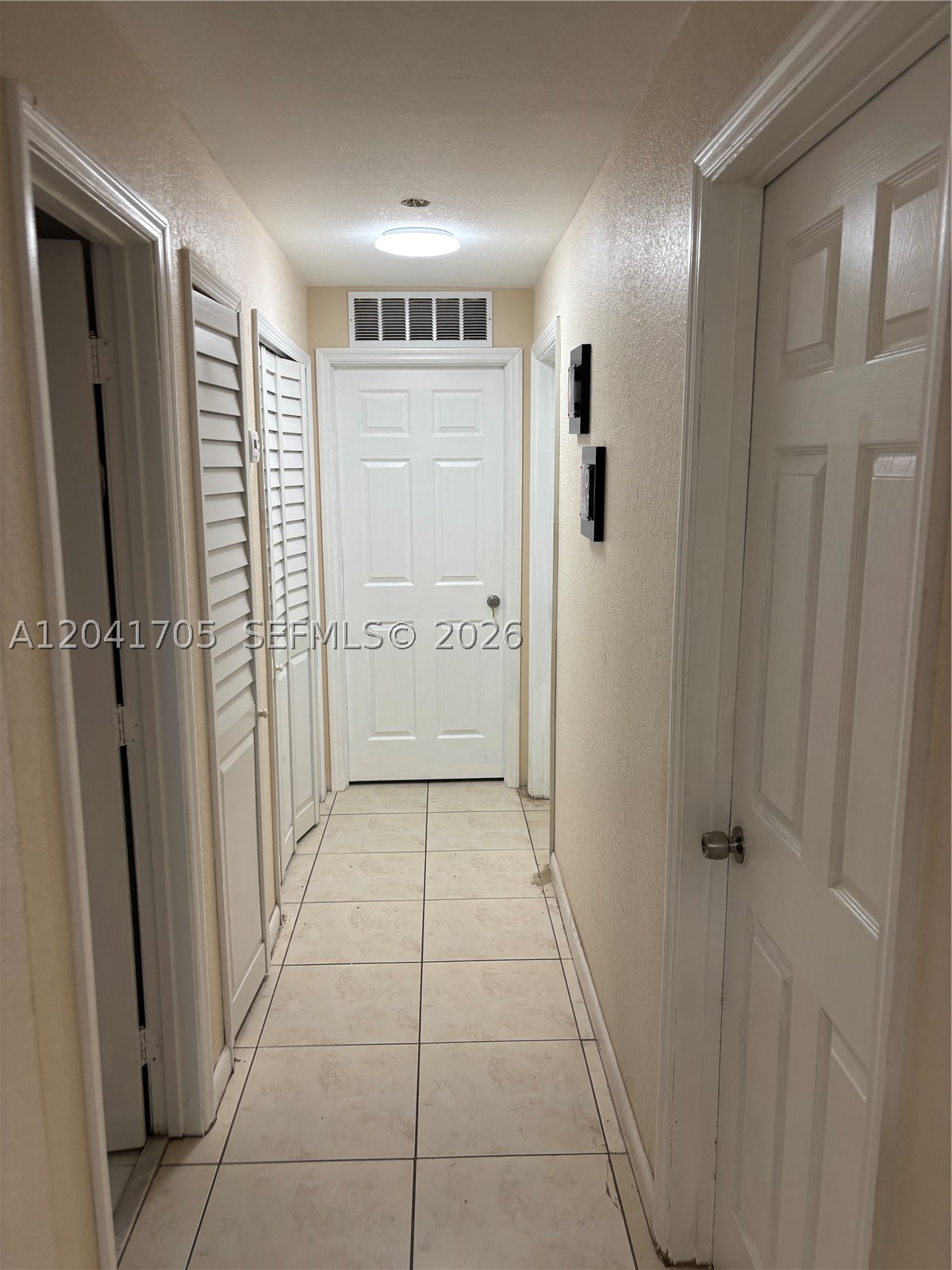 VISTA TOWNHOUSE SEC C - Residential