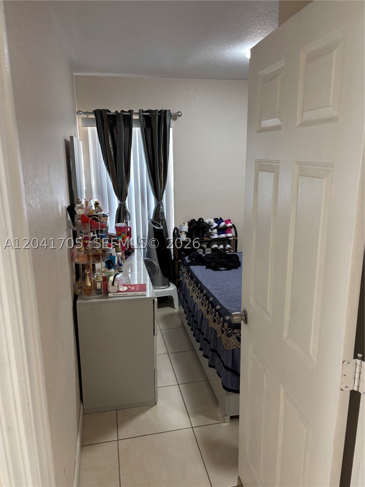 VISTA TOWNHOUSE SEC C - Residential