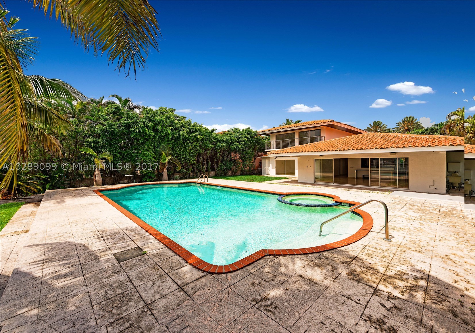 Incredible opportunity to own least expensive WF home on gated Allison Island. The lot has 16,200 SF w/ 75' WF -no fixed bridges to the bay/ocean. House has ample living areas incl. large living room, open kitchen w/ island, massive WF family area w/ wet bar. 5 BD downstairs & extraordinary master suite up w/ his/hers walk-in closets, WF balcony, large bath w/ tub, walk-in shower & dual sinks. Other features: covered terrace, large circular driveway, pool/spa, laundry rm. A deal like this is hard to find!