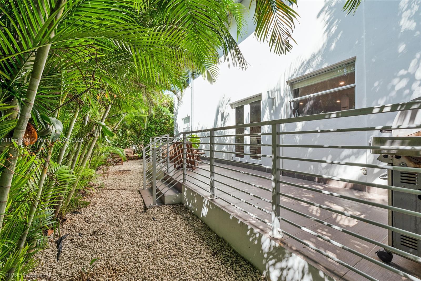 COCONUT GROVE SEC 1-CORAL - Residential