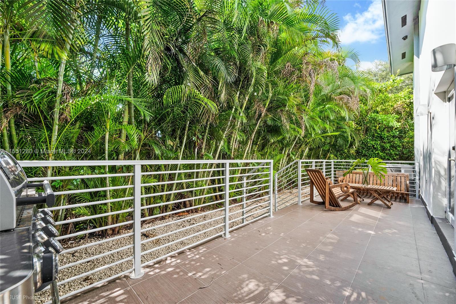 COCONUT GROVE SEC 1-CORAL - Residential