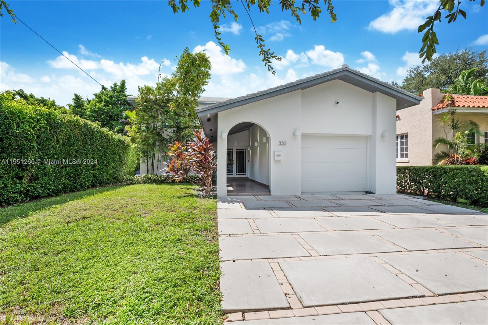 COCONUT GROVE SEC 1-CORAL - Residential
