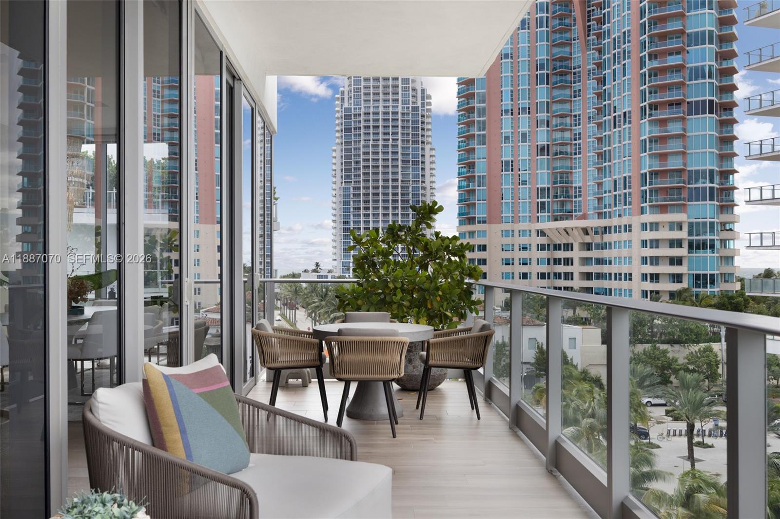 MAREA CONDO - Residential