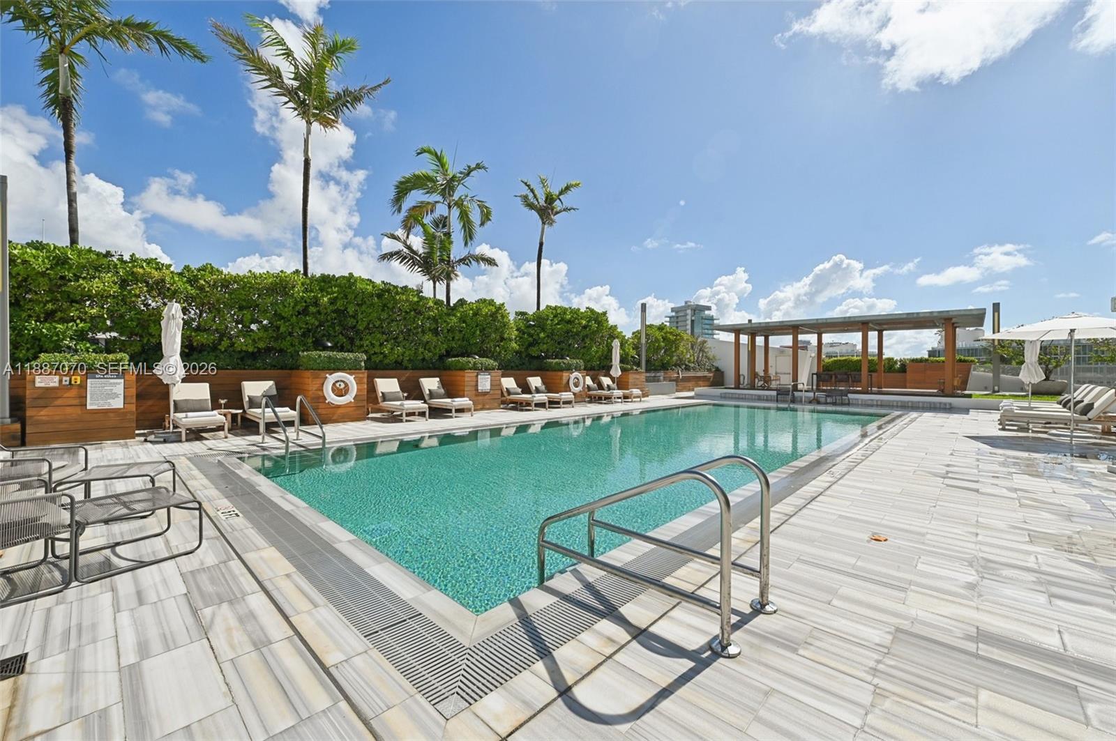 MAREA CONDO - Residential