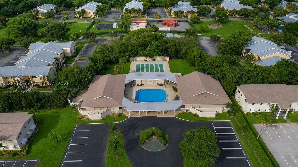 FOUR SEA SUNS CONDO - Residential Lease