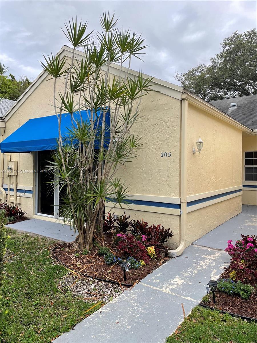OAK LAKES - Residential