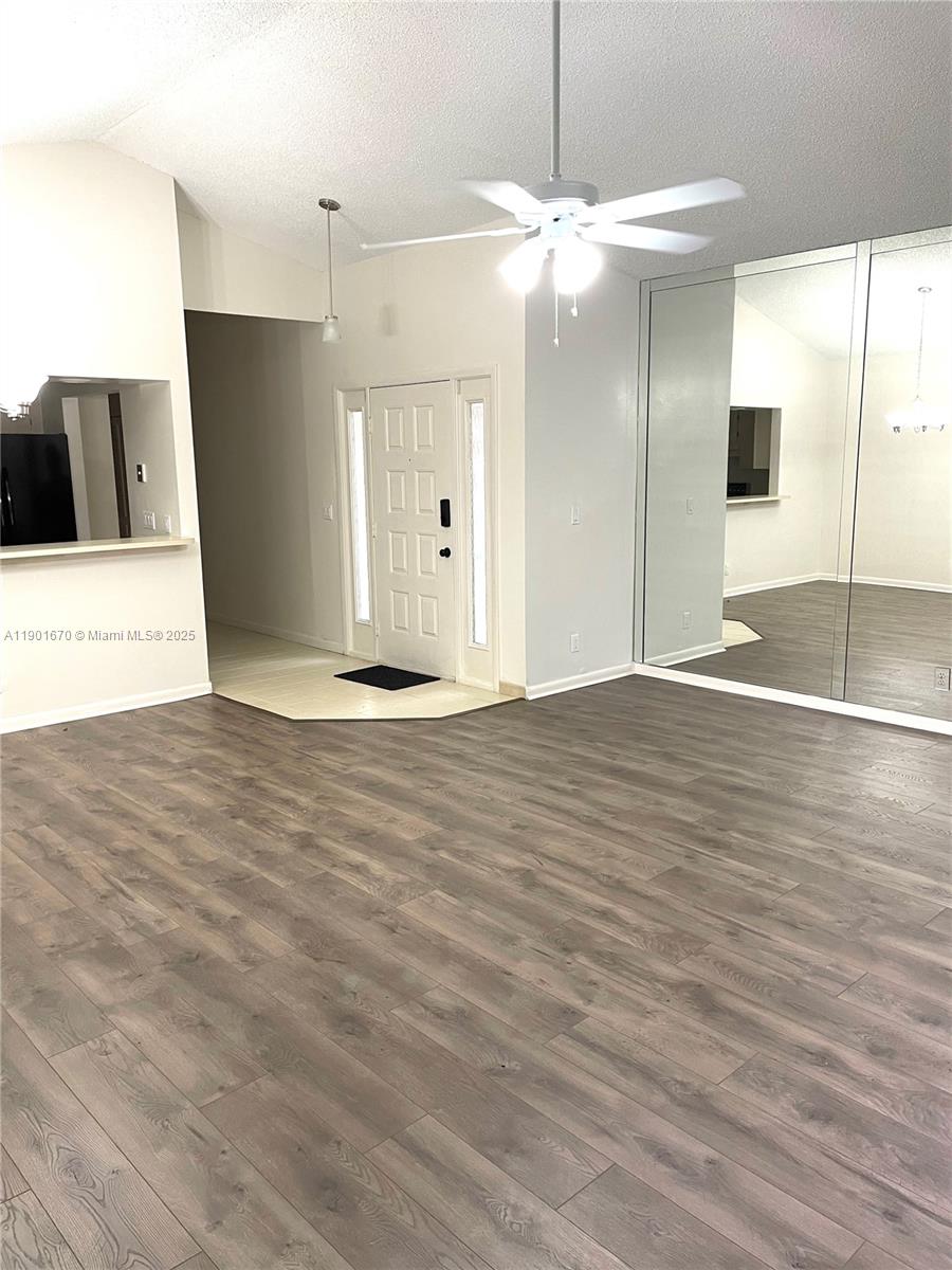 OAK LAKES - Residential