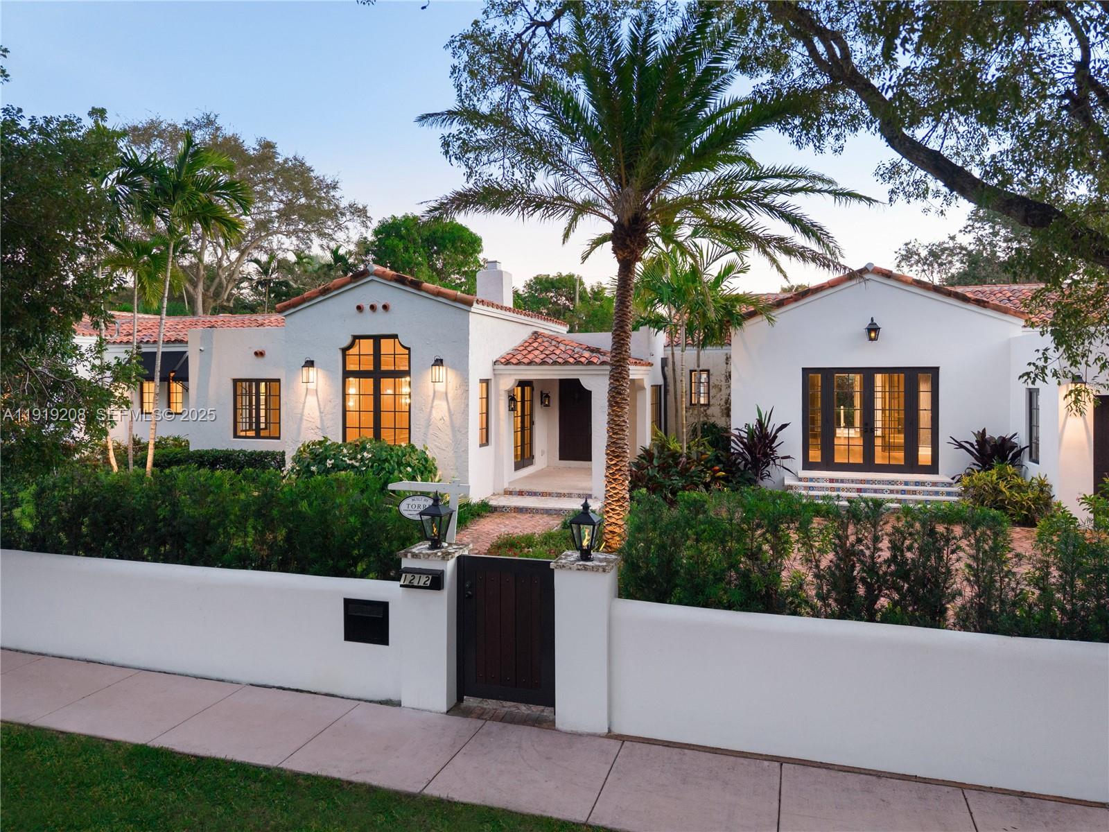 CORAL GABLES SEC E - Residential