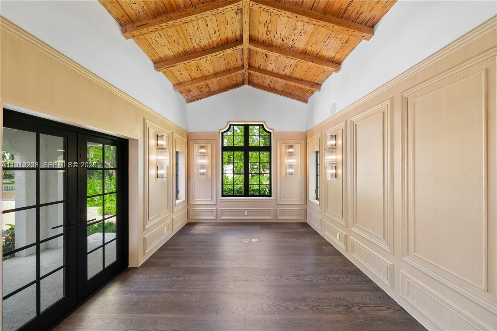 CORAL GABLES SEC E - Residential