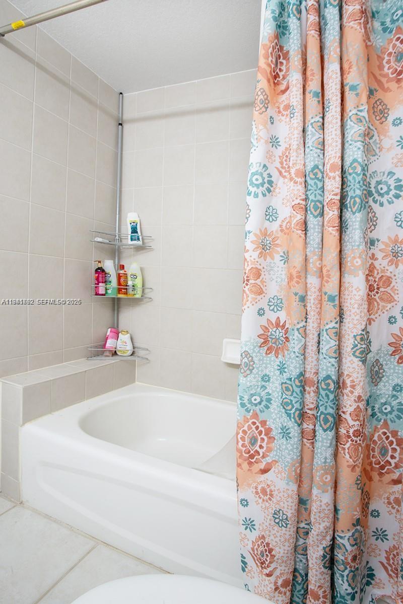 WASHINGTON PALMS CONDO - Residential