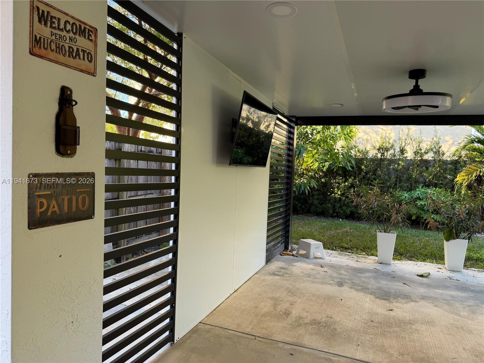 LAKES BY THE BAY KAYE - Residential