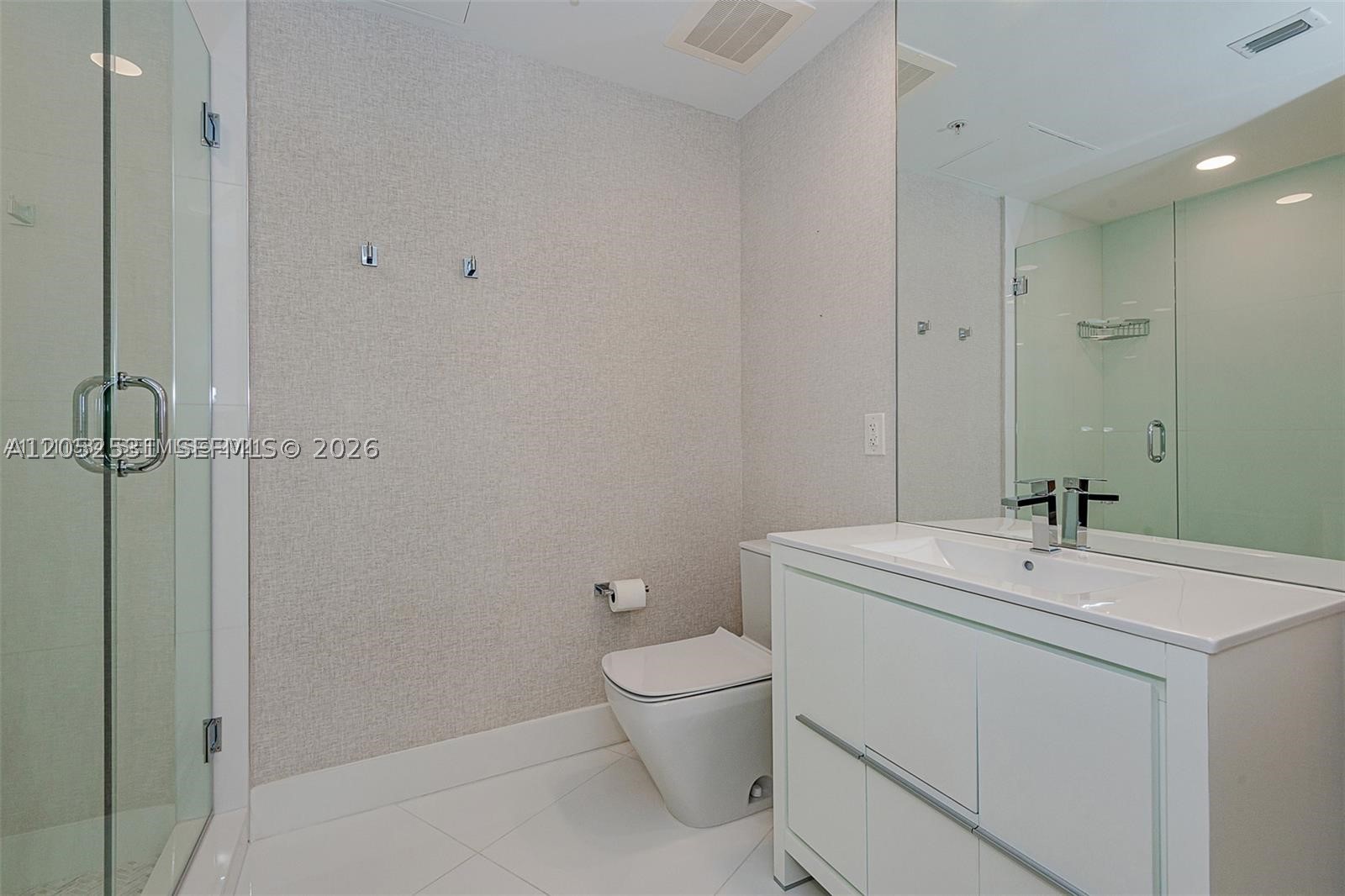 TRUMP ROYALE CONDO - Residential