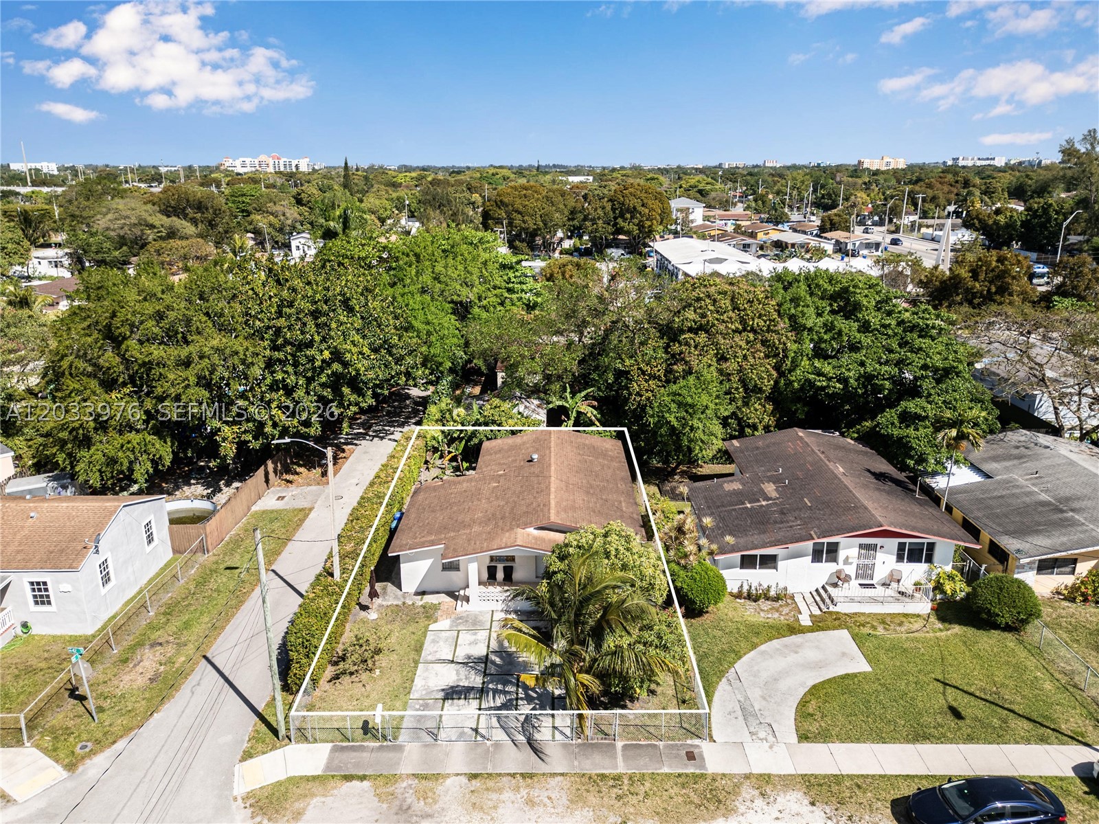 N MIAMI ESTATES - Residential
