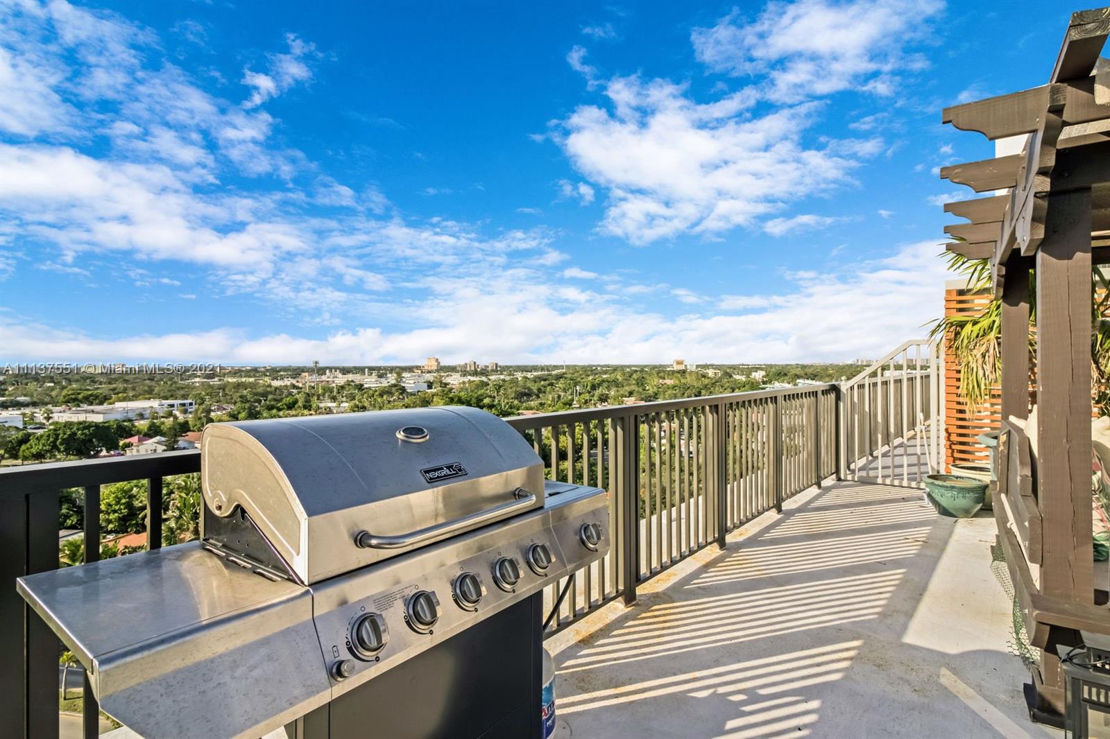 THE FLATS AT MORNINGSIDE - Residential Lease