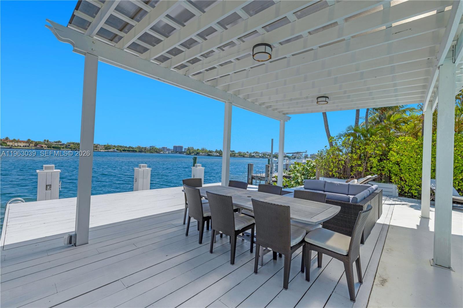 BISCAYNE BEACH-2ND ADDN - Residential