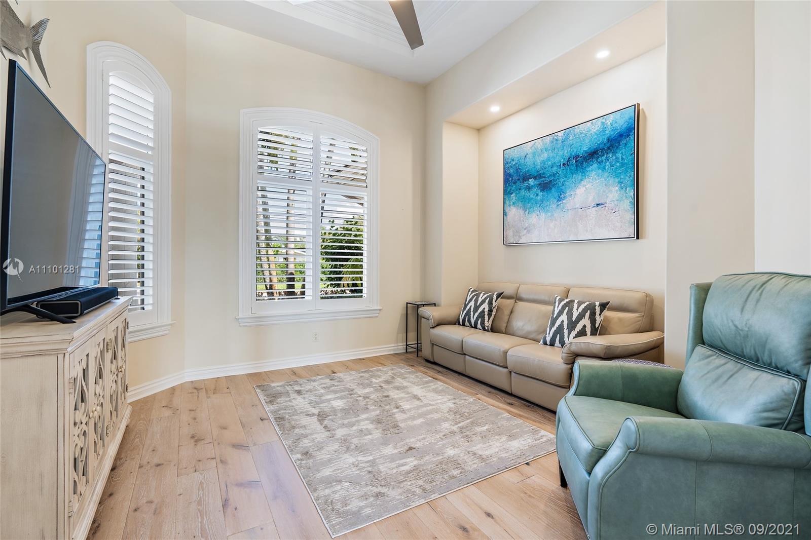 Tequesta Country Club - Residential