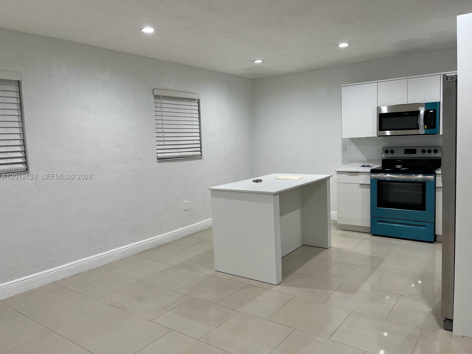 MYRTLE GROVE 1ST ADDN - Residential