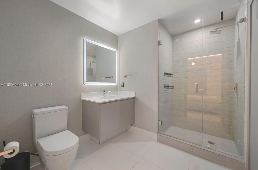 PARQUE TOWERS CONDO - Residential