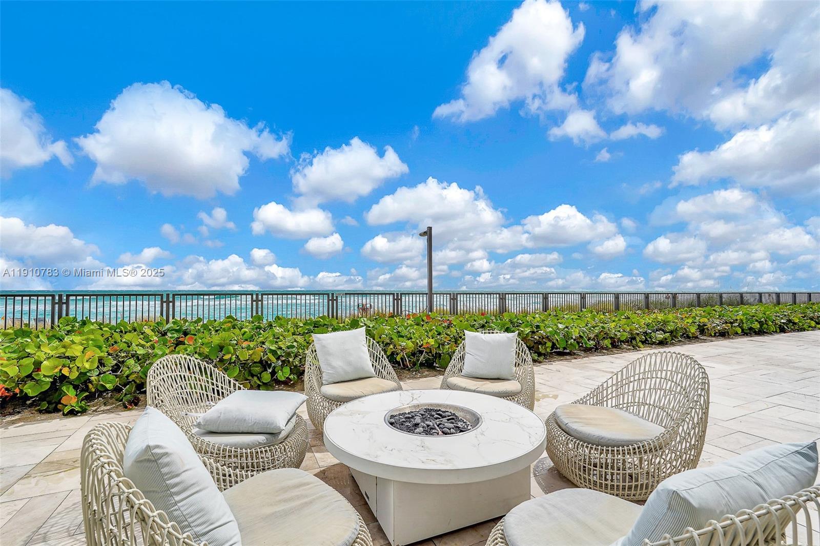 TURNBERRY OCEAN COLONY - Residential