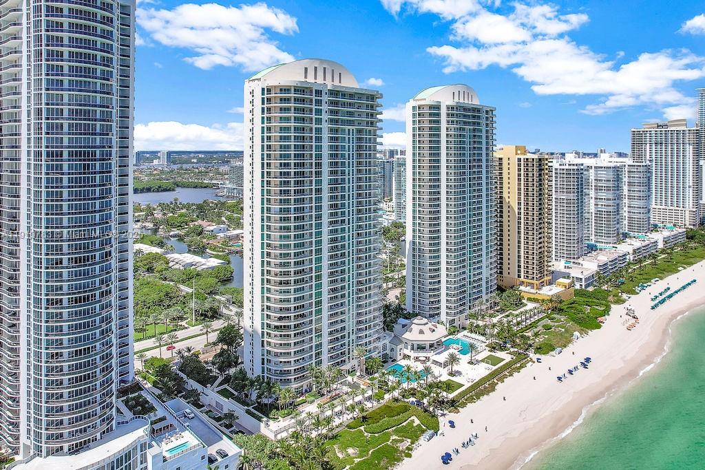 TURNBERRY OCEAN COLONY - Residential