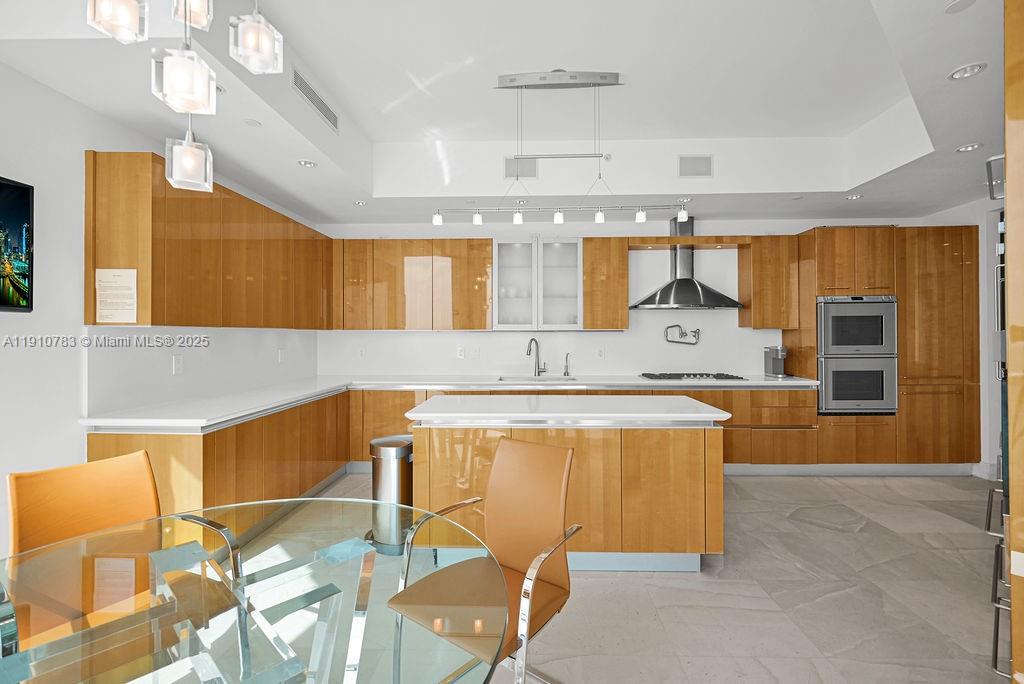 TURNBERRY OCEAN COLONY - Residential