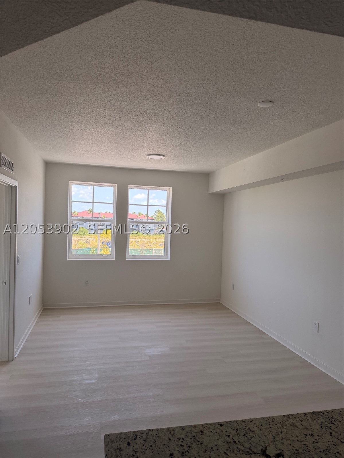 MILLENIA PARK - Residential Lease