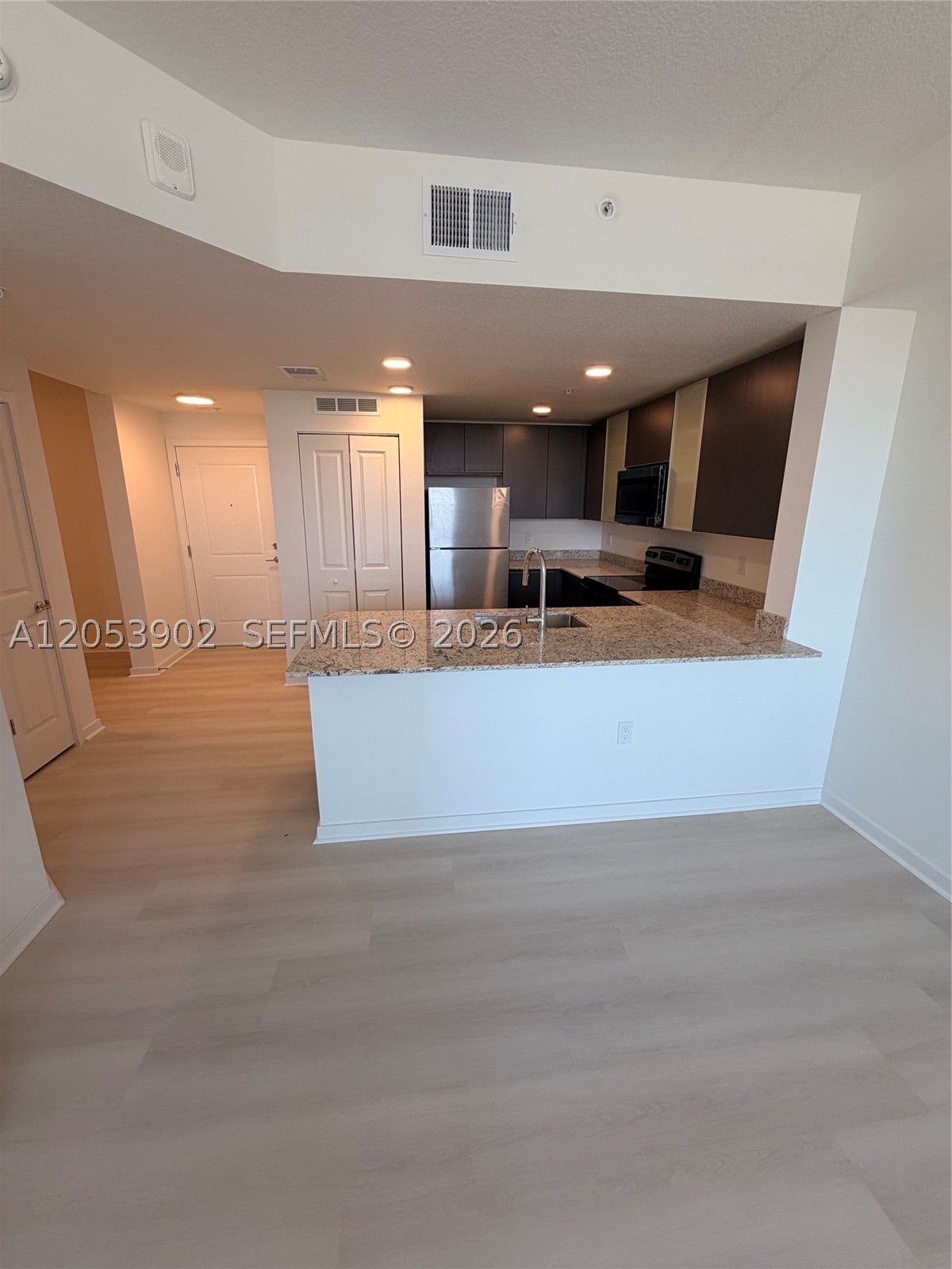 MILLENIA PARK - Residential Lease