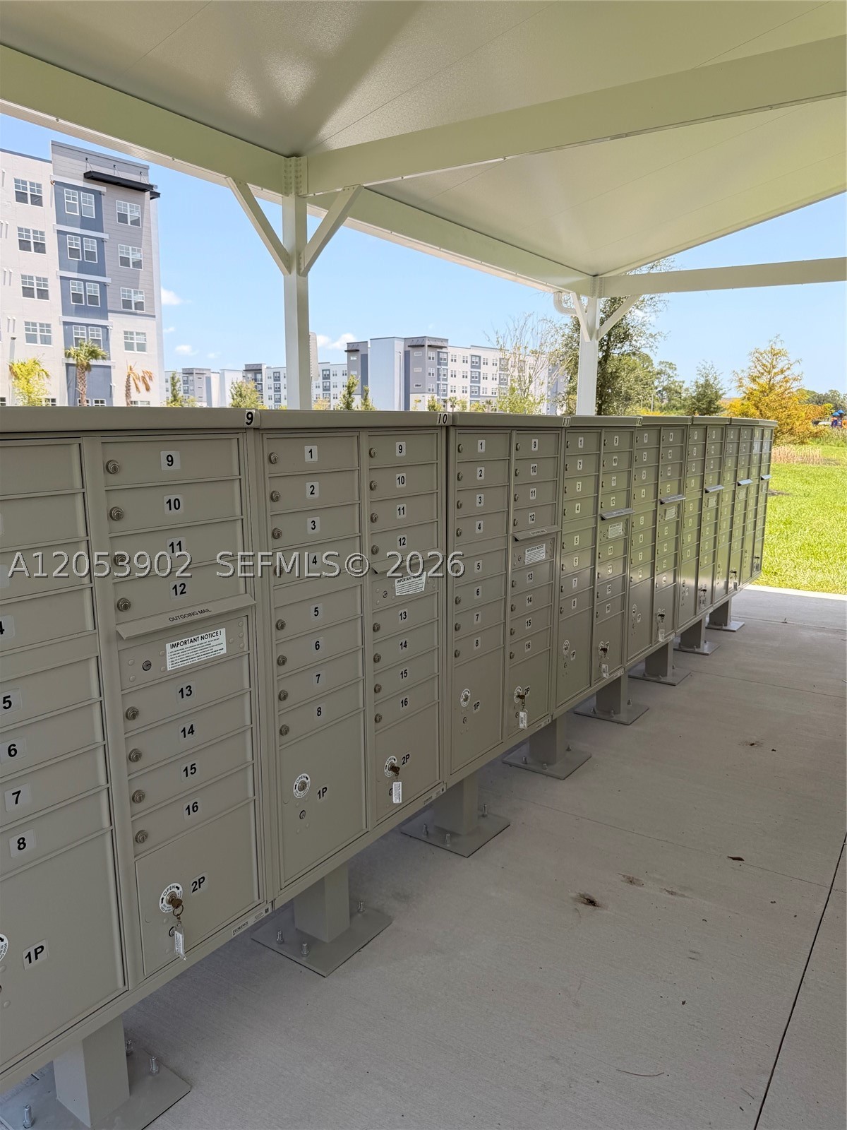 MILLENIA PARK - Residential Lease