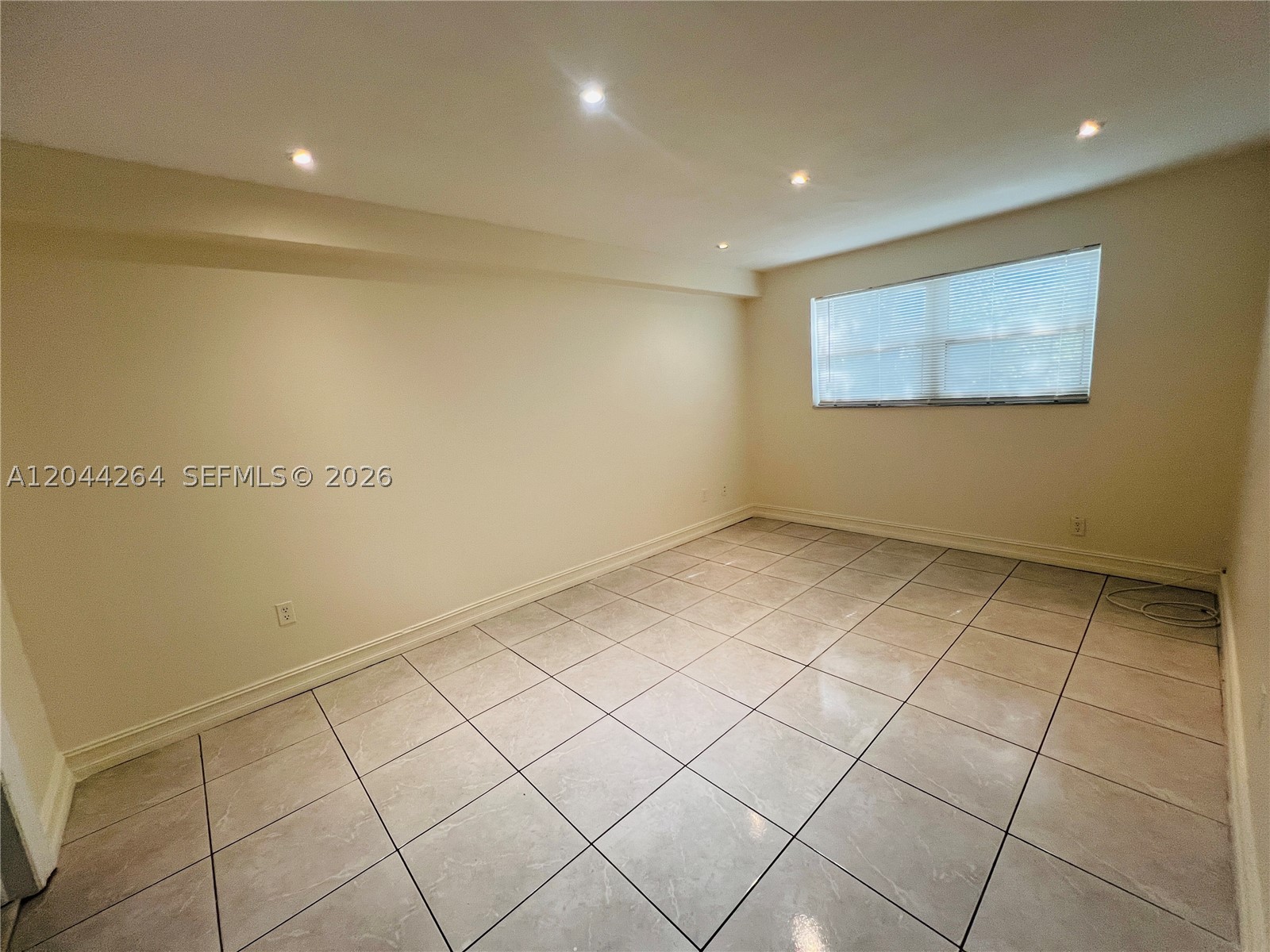 VILLA GARCEZ CONDO - Residential Lease