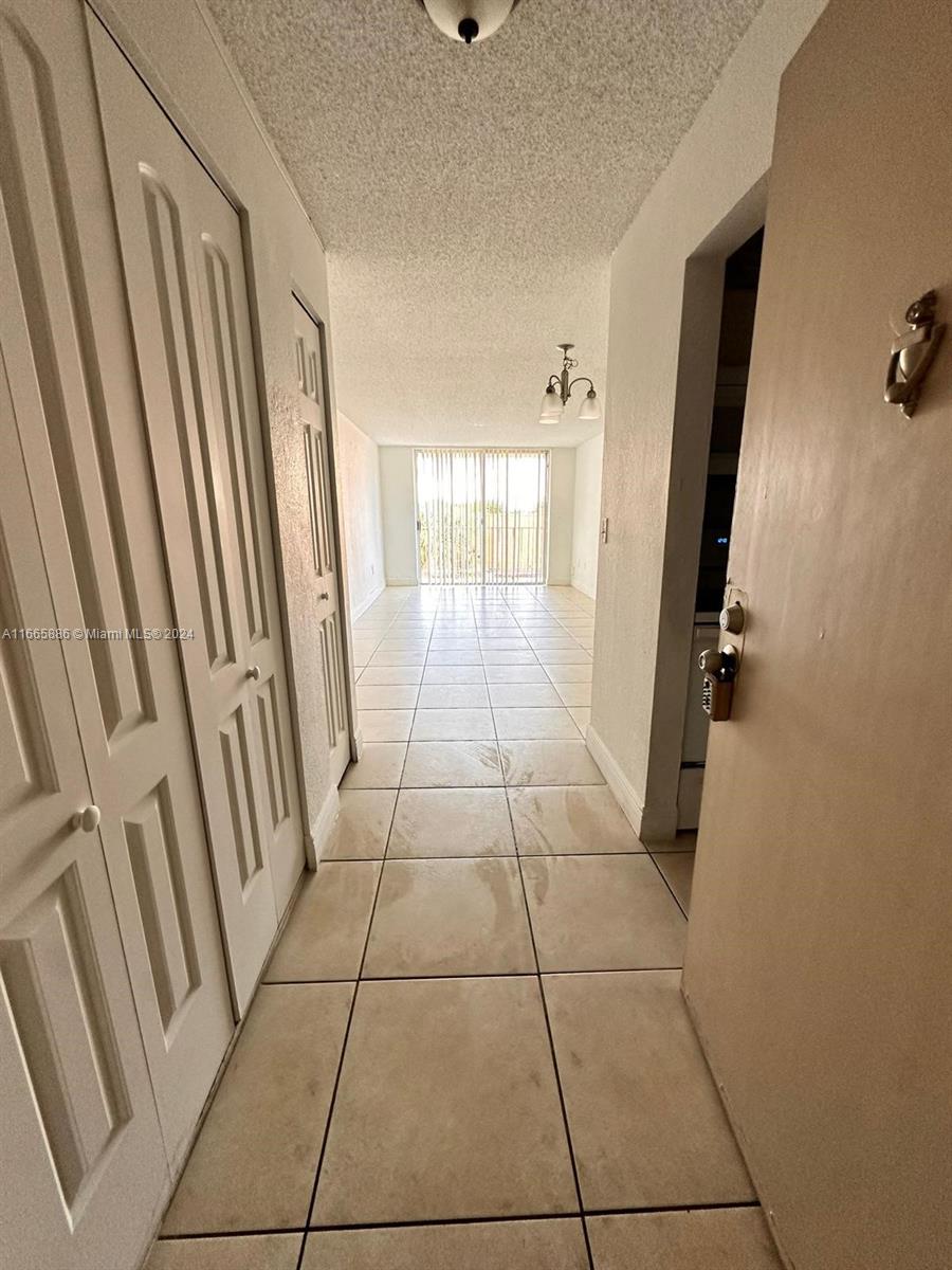 BAYVIEW PALMS CONDO - Residential Lease