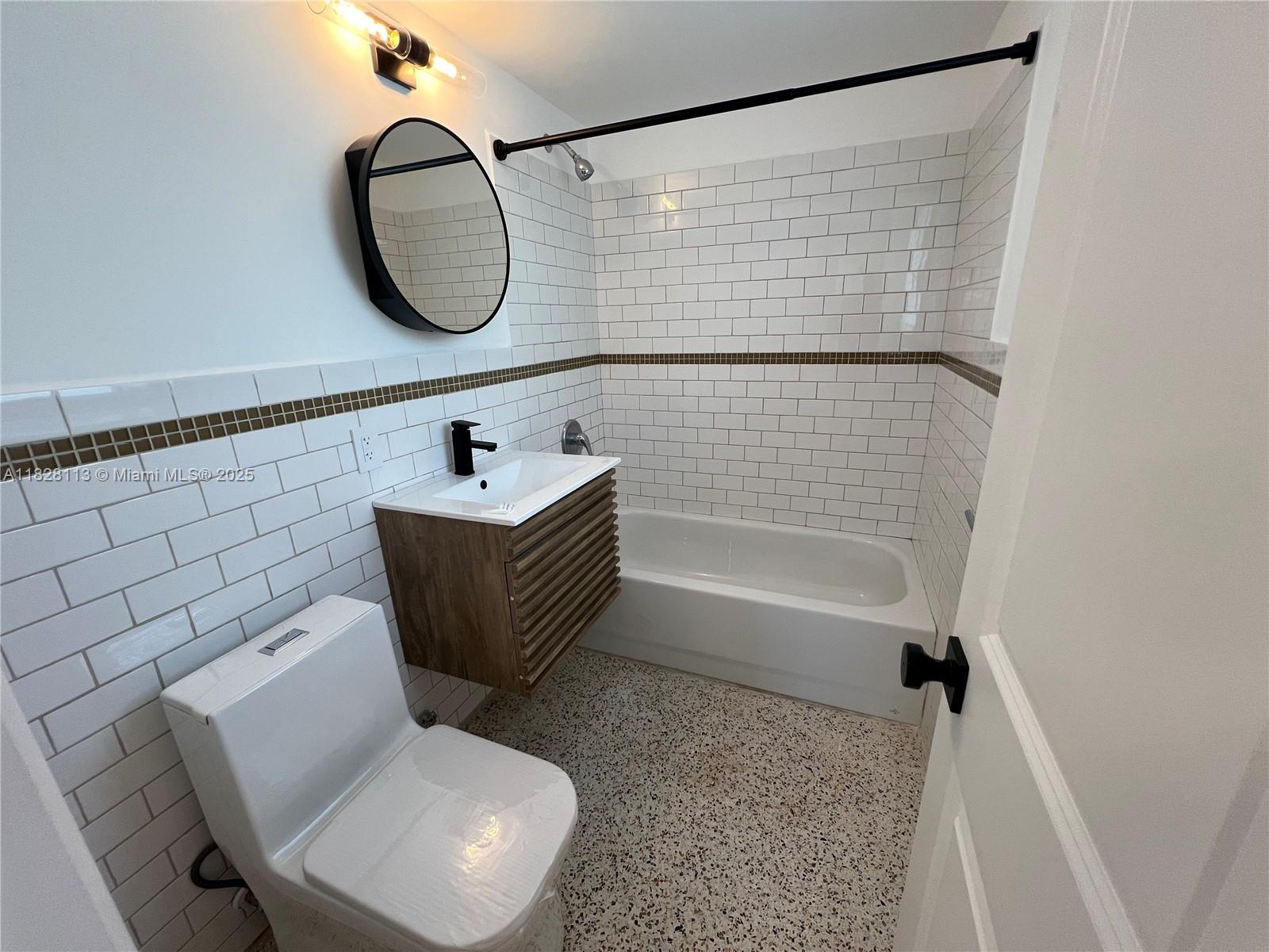 MIMO BISCAYNE CONDO - Residential Lease