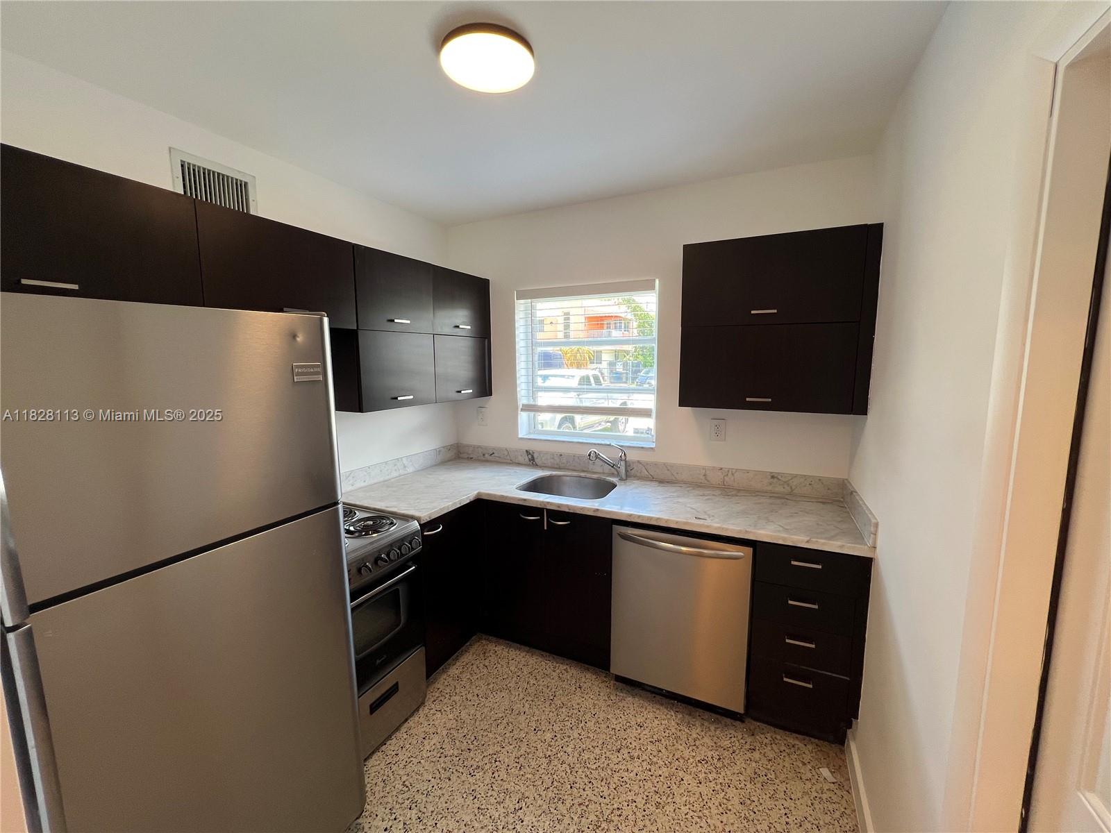 MIMO BISCAYNE CONDO - Residential Lease