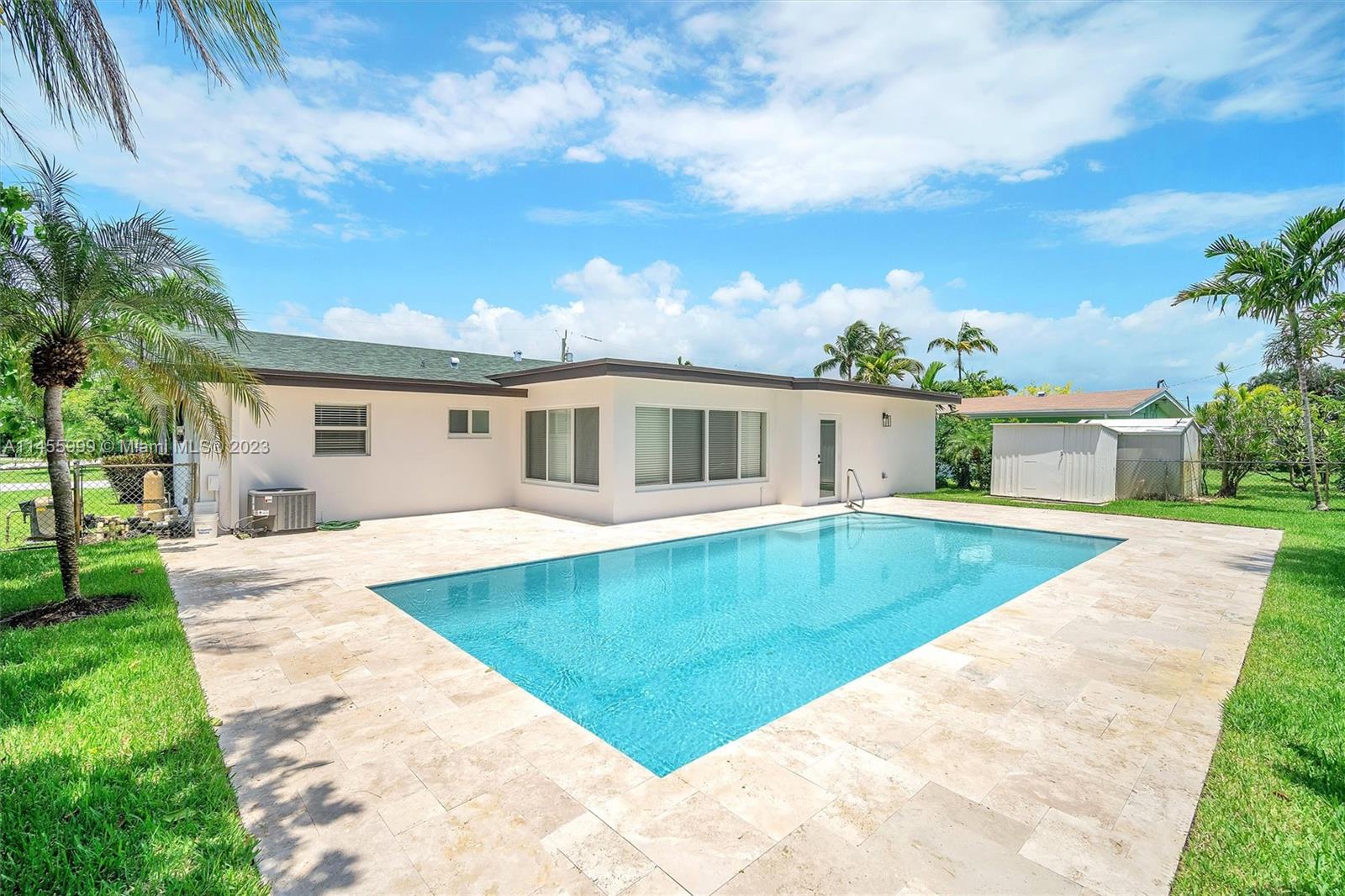 CORAL WOODS - Residential