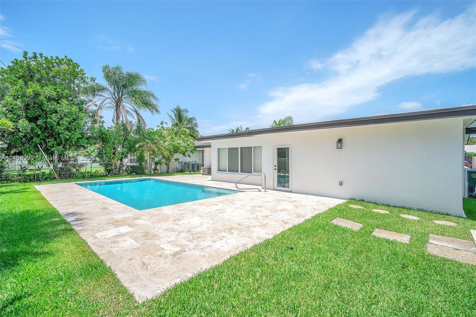 CORAL WOODS - Residential