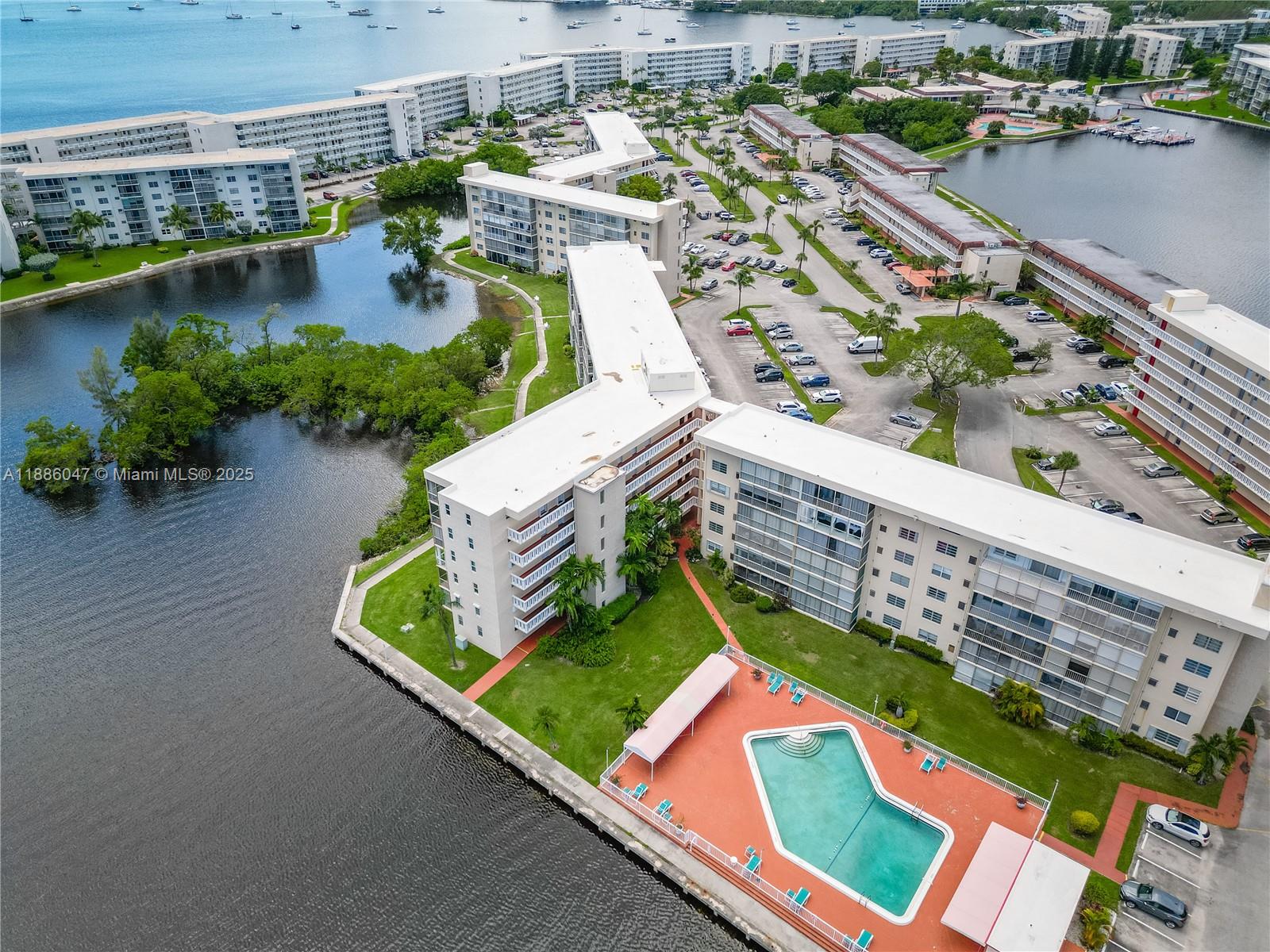 POINT EAST ONE CONDO-BLDG - Residential