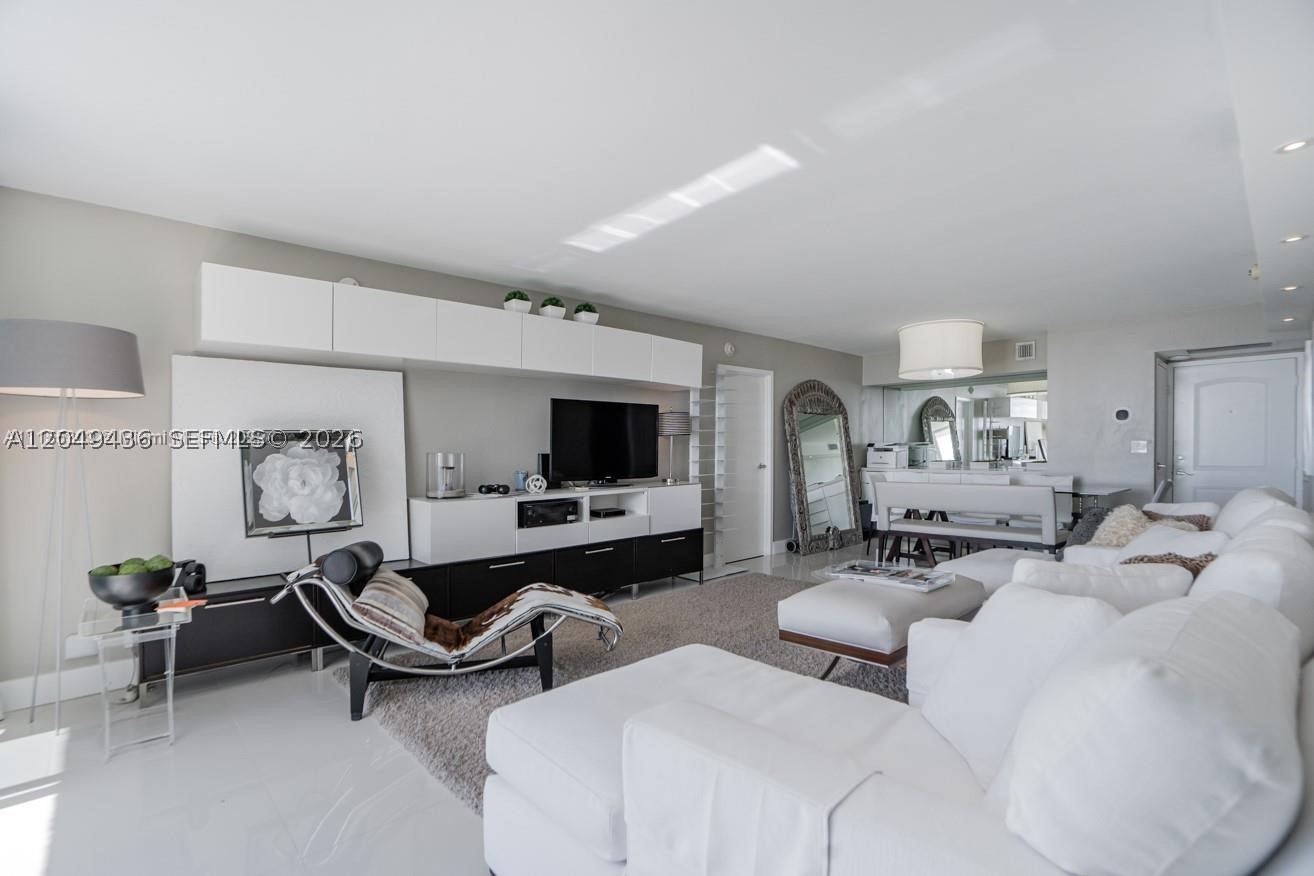 ARLEN HOUSE EAST CONDO - Residential Lease