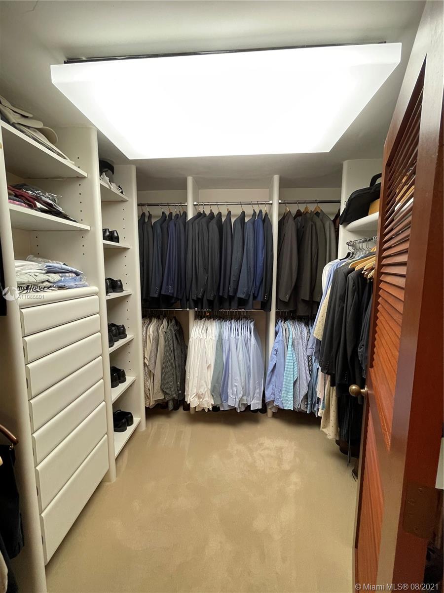 1STAADD HAMMOCK LAKE 2 - Residential