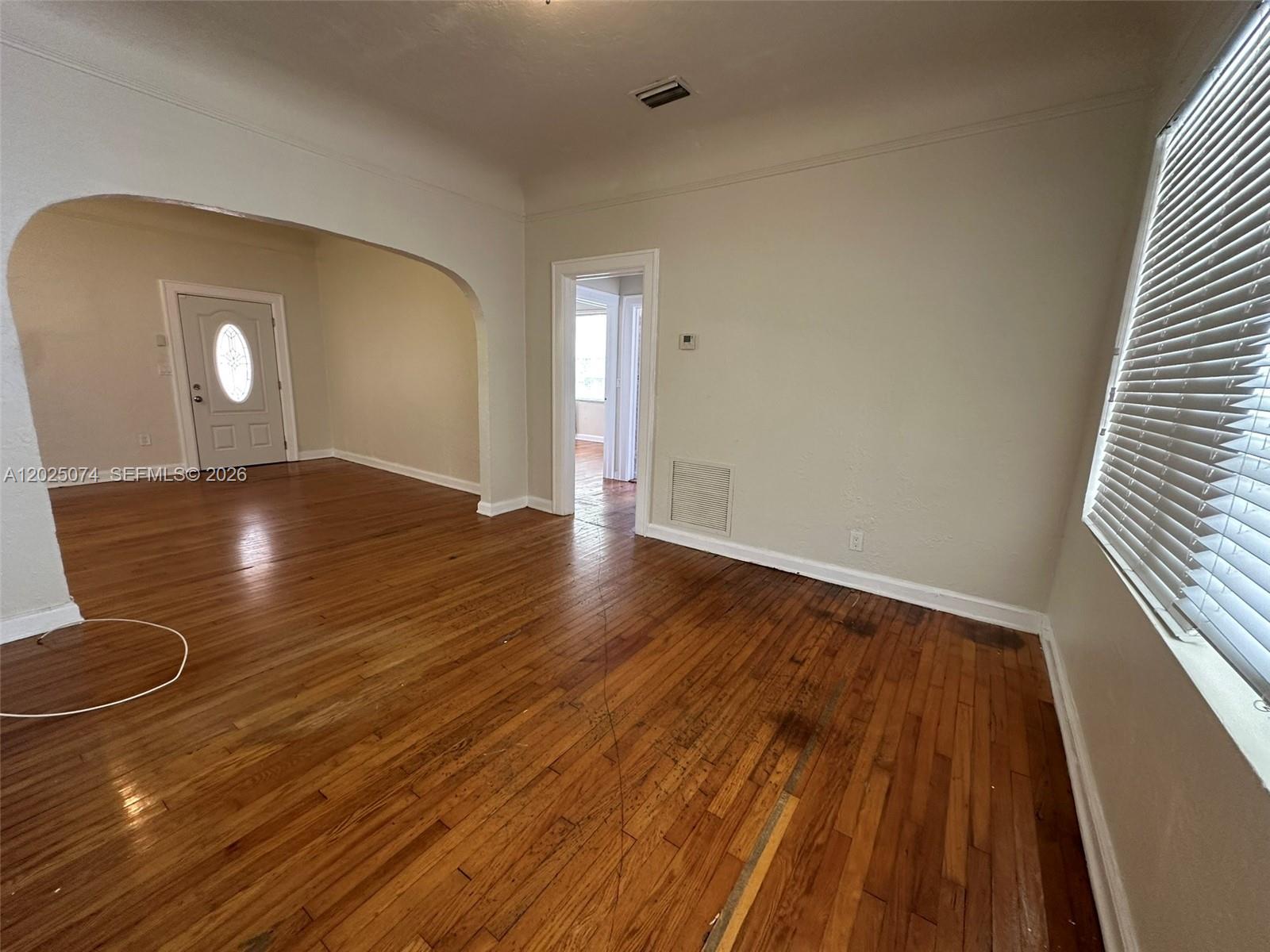 VEDADO - Residential Lease