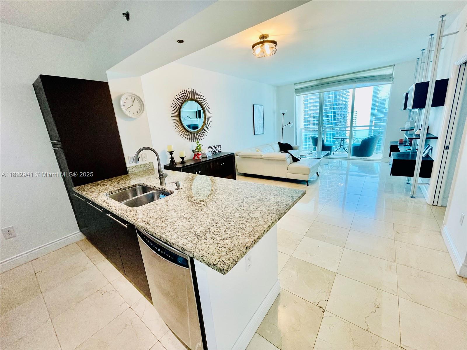THE PLAZA 851 BRICKELL CO - Residential Lease