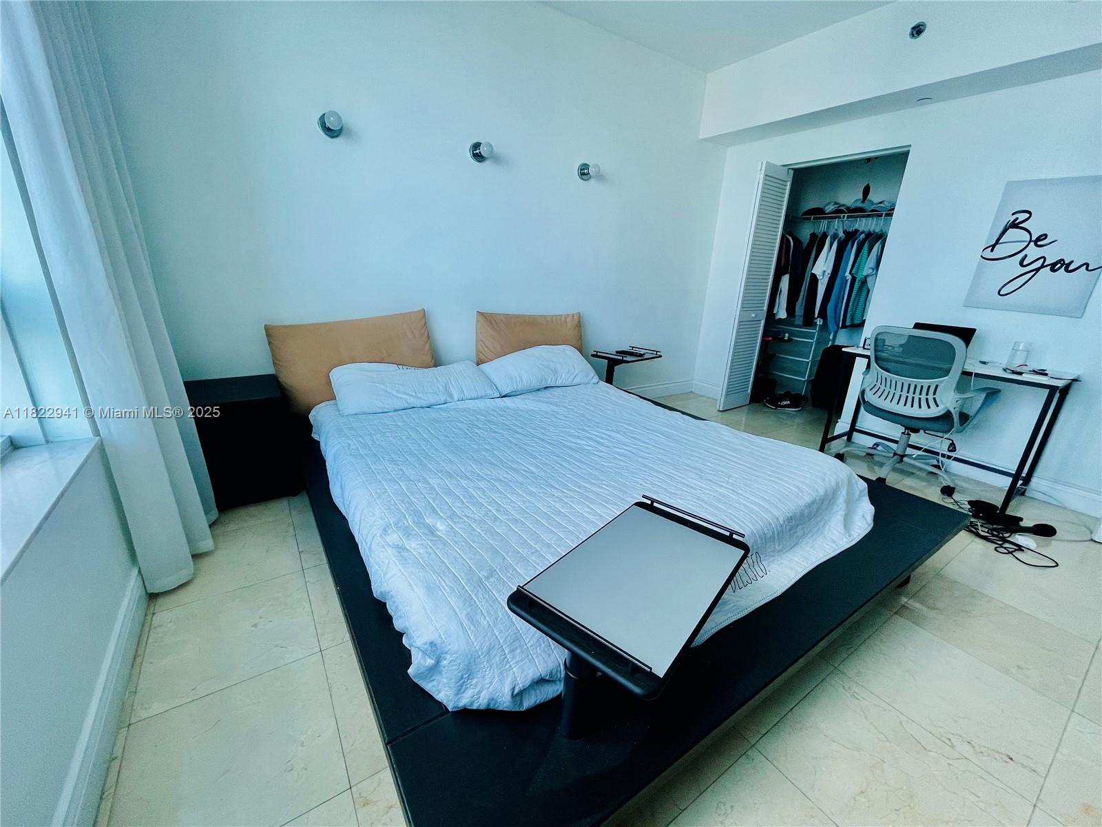 THE PLAZA 851 BRICKELL CO - Residential Lease