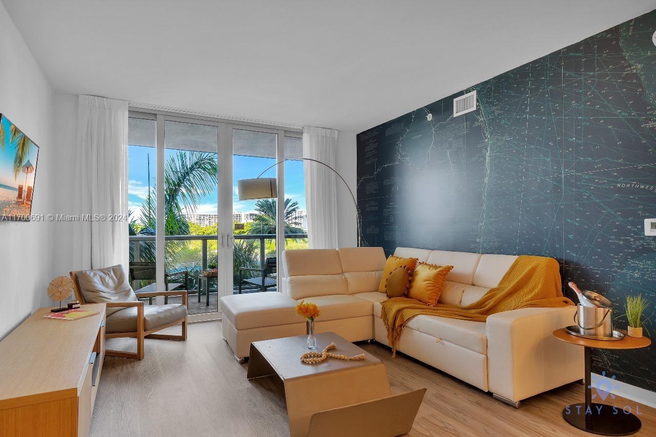 BEACHWALK CONDOMINIUM - Residential